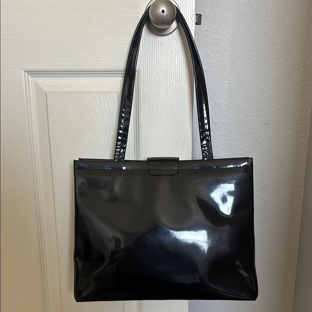 Salvatore Ferragamo Vera Black Patent Shoulder Tote Bag EUC - Picture 6 of 10